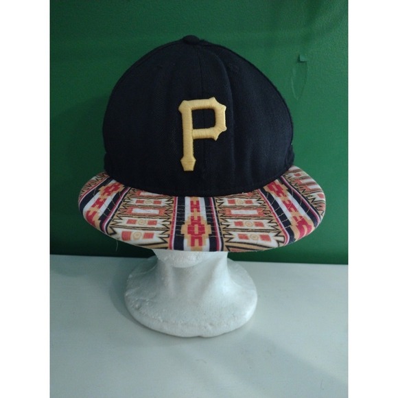 New Era Other - PITTSBURGH PIRATES hat black yellow adjustable snapback Aztec New Era 9Fifty #11